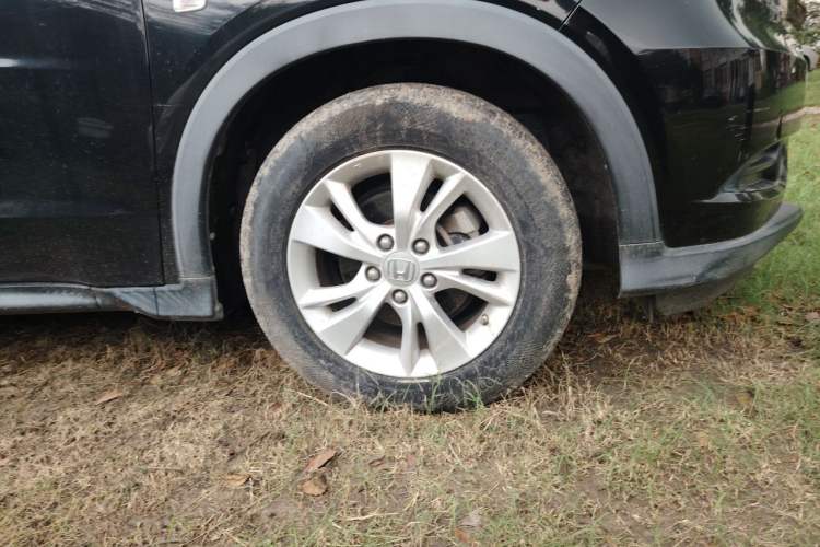 Used Honda Vezel 2015 1.8L CVT 2WD Elite Model Right Front Wheel Hub