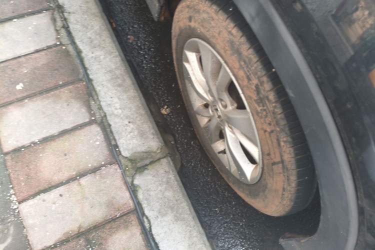 Used Honda Vezel 2015 1.8L Manual Two-Wheel Drive Elite Version Right Front Wheel Hub