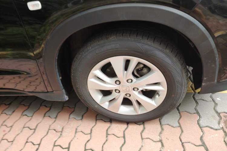 Used Honda Vezel 2015 1.8L CVT 2WD Elite Model Right Front Wheel Hub