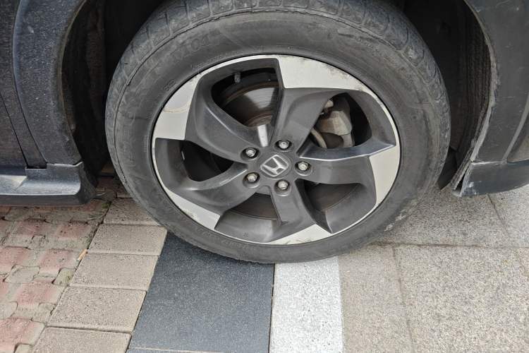 Used Honda Vezel 2015 1.8L CVT 2WD Luxury Model Right Front Wheel Hub