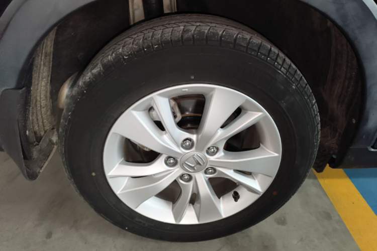 Used Honda Vezel 2015 1.5L CVT two-wheel drive Comfort trim Right Rear Wheel Hub