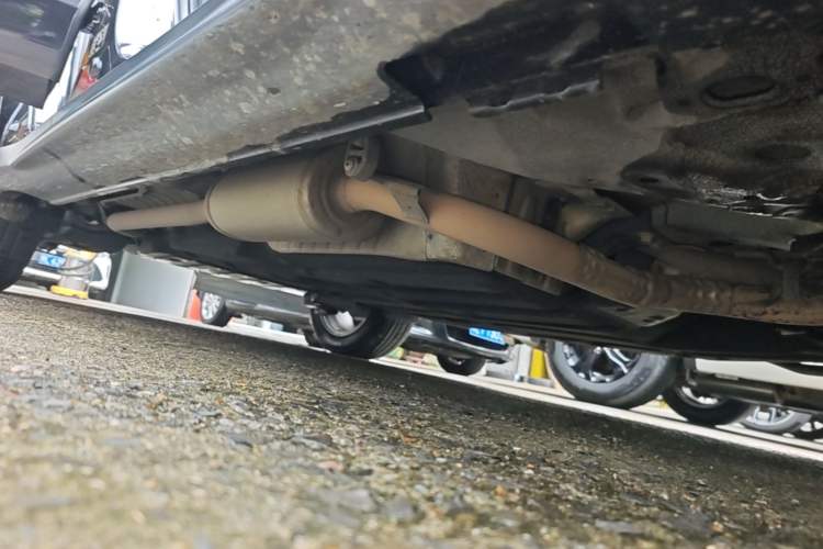 Used Honda Vezel 2015 1.8L CVT 2WD Luxury Model Right Side Sill