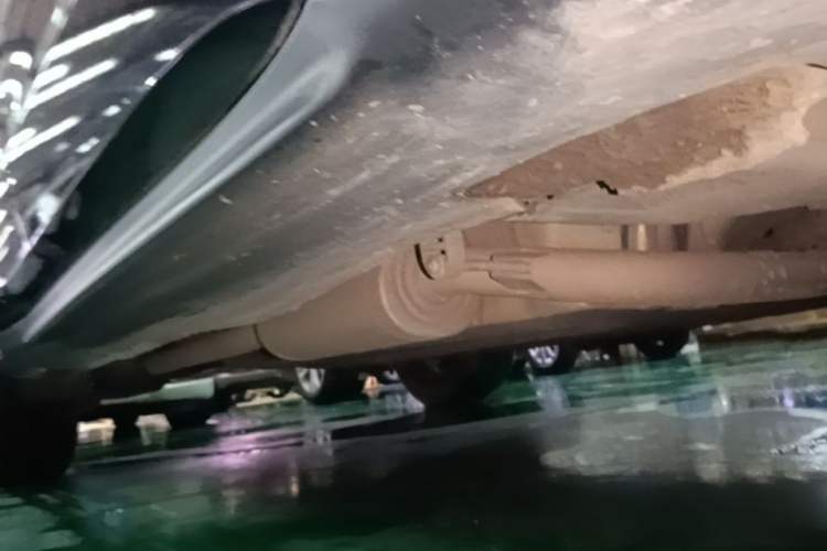Used Honda Vezel 2015 1.8L CVT 2WD Luxury Model Right Side Sill