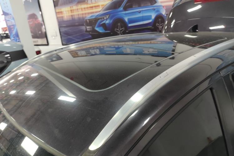 Used Honda Vezel 2015 1.8L CVT Four-Wheel Drive Flagship Model Roof