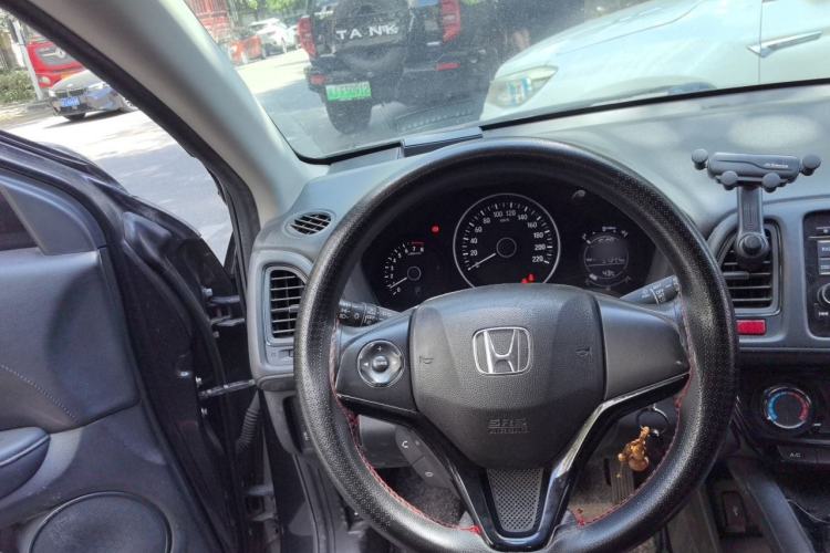 Used Honda Vezel 2015 1.5L CVT two-wheel drive Comfort trim Steering Wheel