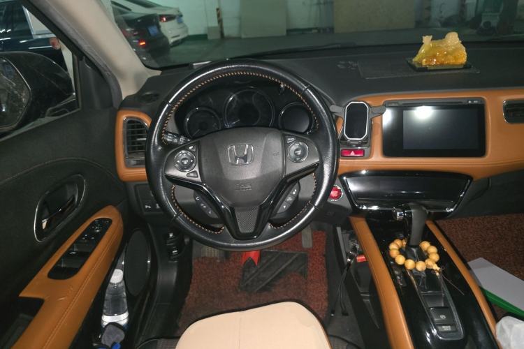 Used Honda Vezel 2015 1.8L CVT 2WD Luxury Model Steering Wheel