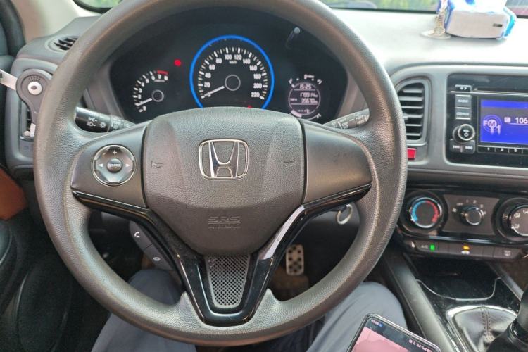 Used Honda Vezel 2015 1.5L manual two-wheel drive Comfort trim level Steering Wheel