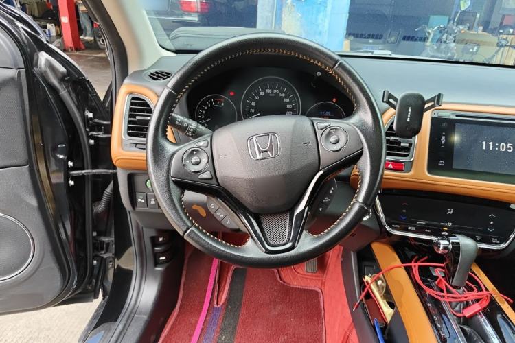 Used Honda Vezel 2015 1.8L CVT 2WD Luxury Model Steering Wheel