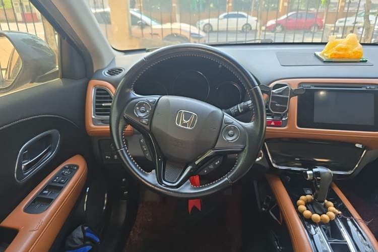 Used Honda Vezel 2015 1.8L CVT 2WD Luxury Model Steering Wheel