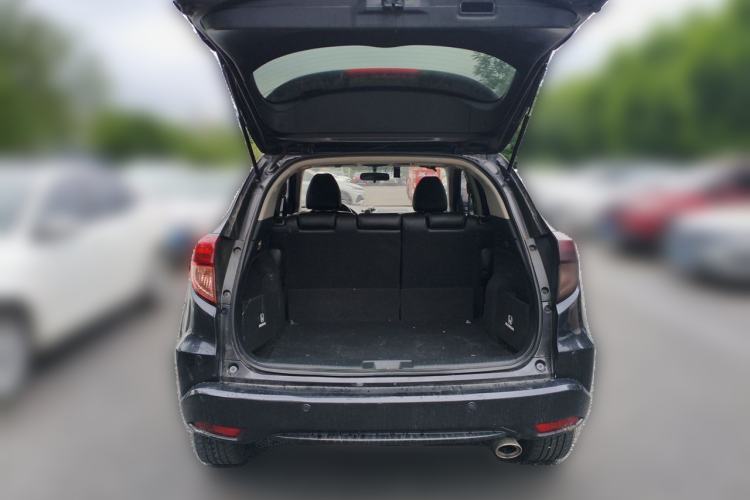 Used Honda Vezel 2015 1.8L CVT Four-Wheel Drive Flagship Model Trunk