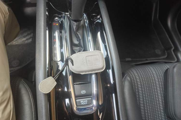 Used Honda Vezel 2015 1.8L CVT 2WD Luxury Model Vehicle Key
