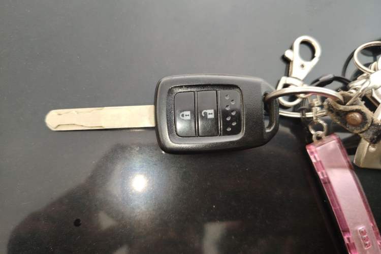 Used Honda Vezel 2015 1.8L CVT 2WD Elite Model Vehicle Key