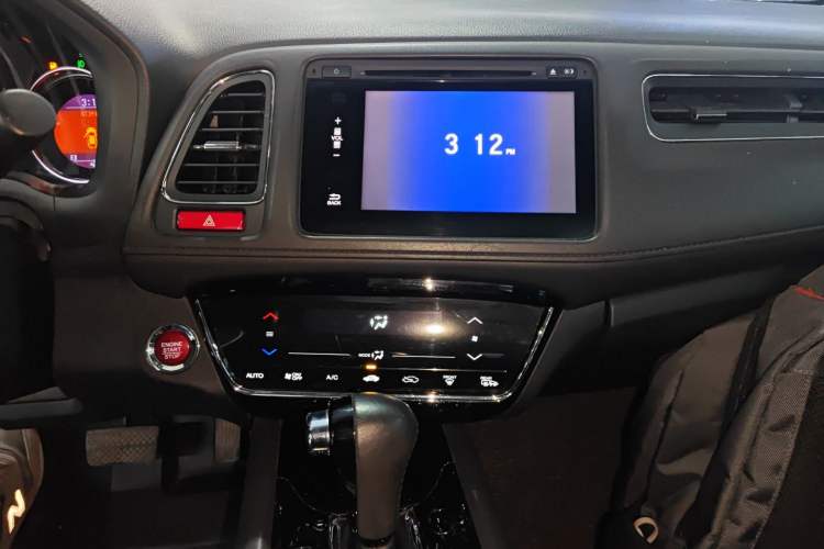 Used Honda Vezel 2015 1.8L CVT 2WD Luxury Model Audio And AC Panel