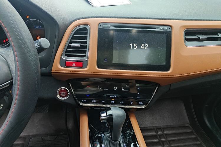 Used Honda Vezel 2015 1.8L CVT 2WD Luxury Model Audio And AC Panel