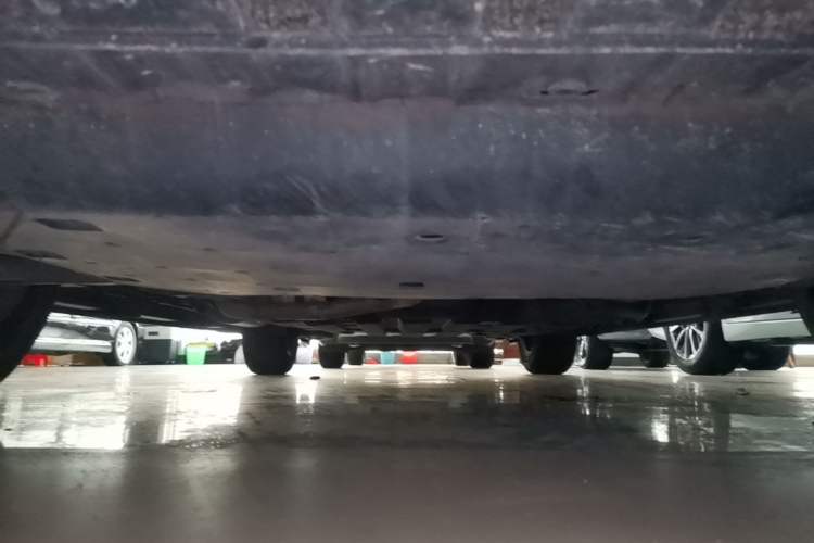 Used Honda Vezel 2015 1.5L CVT two-wheel drive Comfort trim Chassis Front