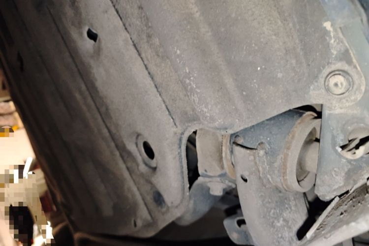 Used Honda Vezel 2015 1.5L CVT two-wheel drive Comfort trim Chassis Rear Left