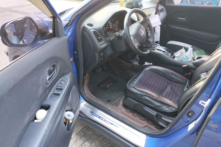 Used Honda Vezel 2015 1.5L CVT two-wheel drive Comfort trim Driver Seat