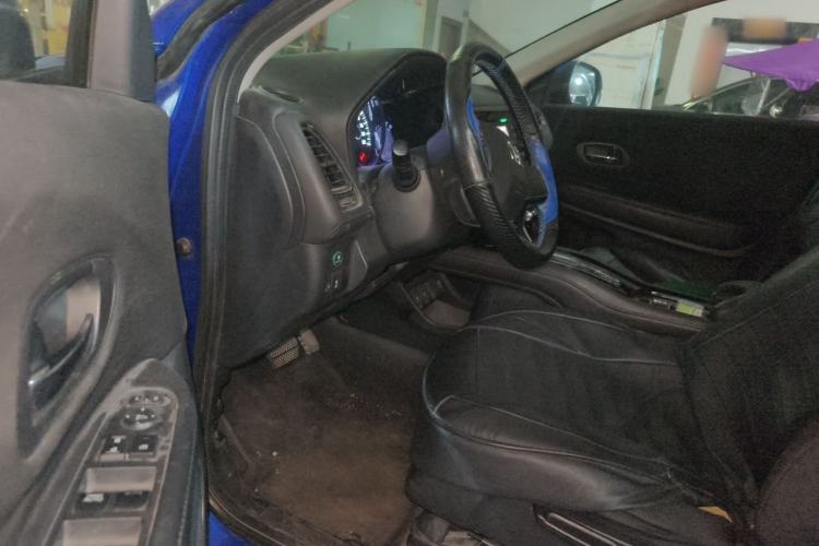 Used Honda Vezel 2015 1.5L CVT two-wheel drive Comfort trim Driver Seat