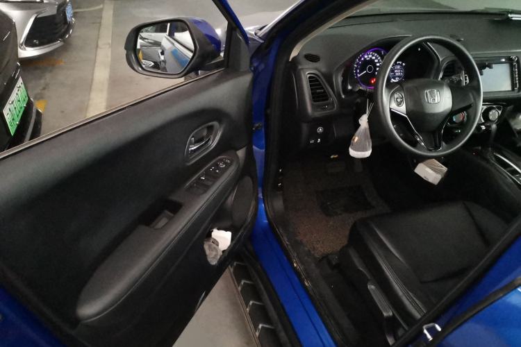 Used Honda Vezel 2015 1.5L CVT two-wheel drive Comfort trim Driver Seat