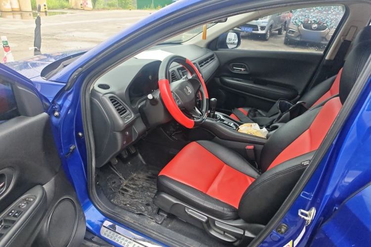 Used Honda Vezel 2015 1.5L manual two-wheel drive Comfort trim level Driver Seat