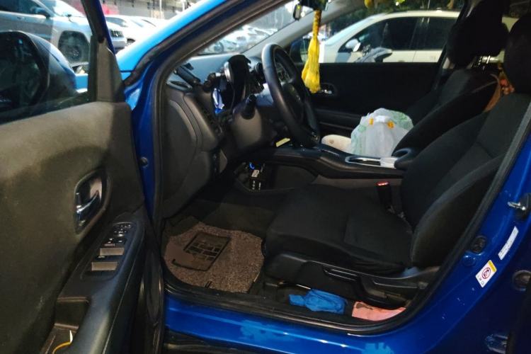 Used Honda Vezel 2015 1.5L CVT two-wheel drive Comfort trim Driver Seat