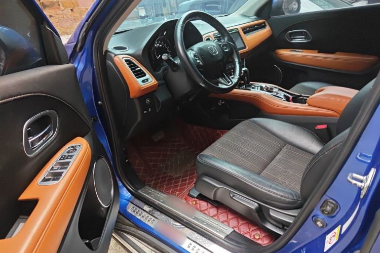 Used Honda Vezel 2015 1.8L CVT 2WD Luxury Model Driver Seat