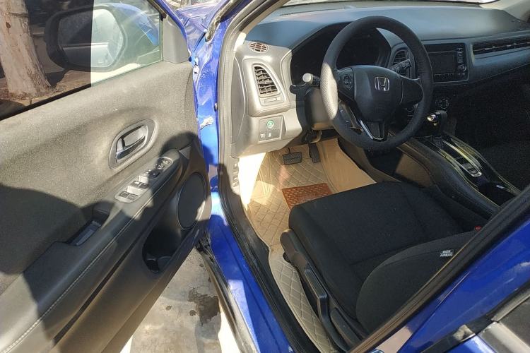 Used Honda Vezel 2015 1.5L CVT two-wheel drive Comfort trim Driver Seat