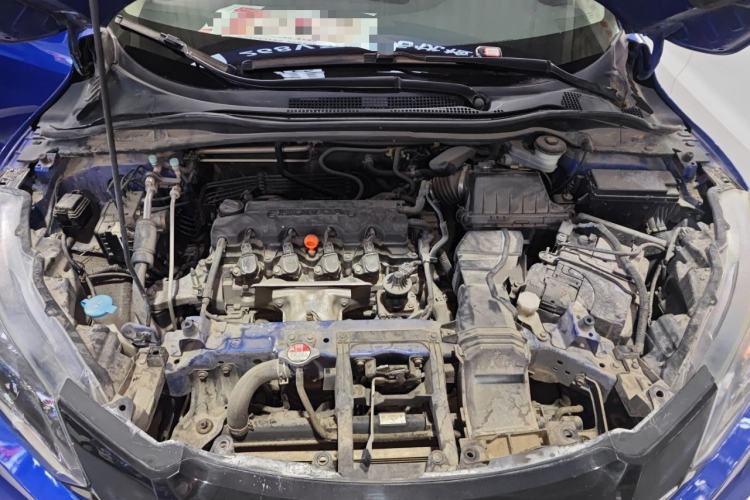 Used Honda Vezel 2015 1.8L CVT 2WD Luxury Model Engine Bay
