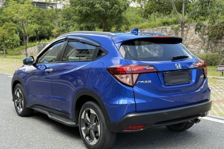 Used Honda Vezel 2015 1.8L CVT 2WD Luxury Model Exterior 4