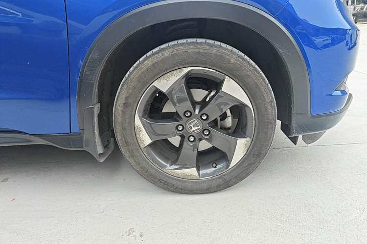 Used Honda Vezel 2015 1.8L CVT 2WD Luxury Model Exterior 7
