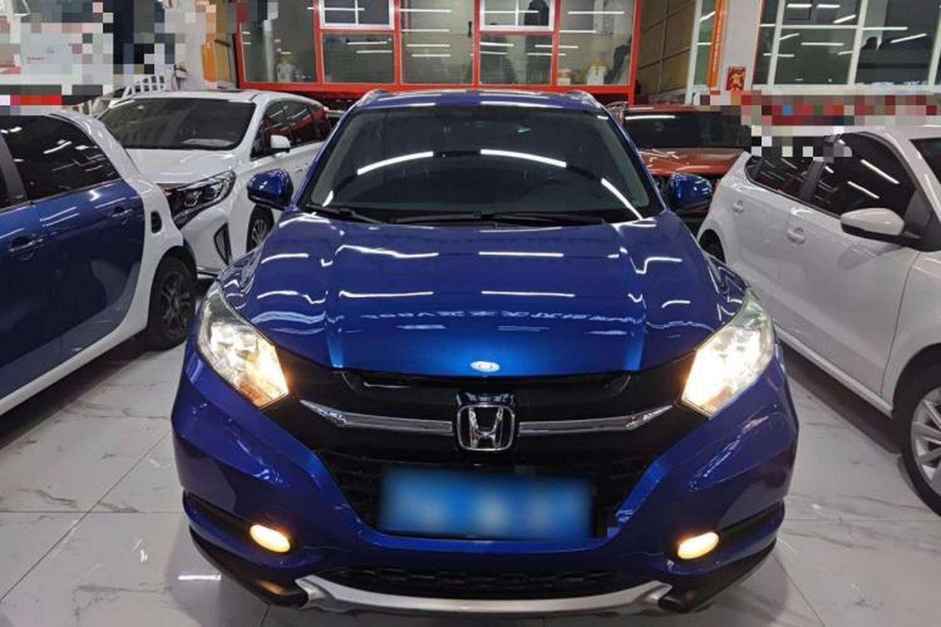 Used Honda Vezel 2015 1.8L CVT 2WD Luxury Model Front
