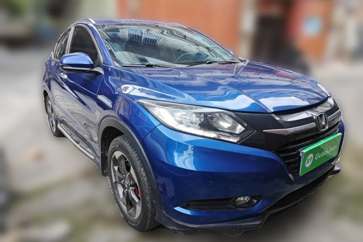 Used Honda Vezel 2015 1.8L CVT 2WD Luxury Model Front Right 45 Deg