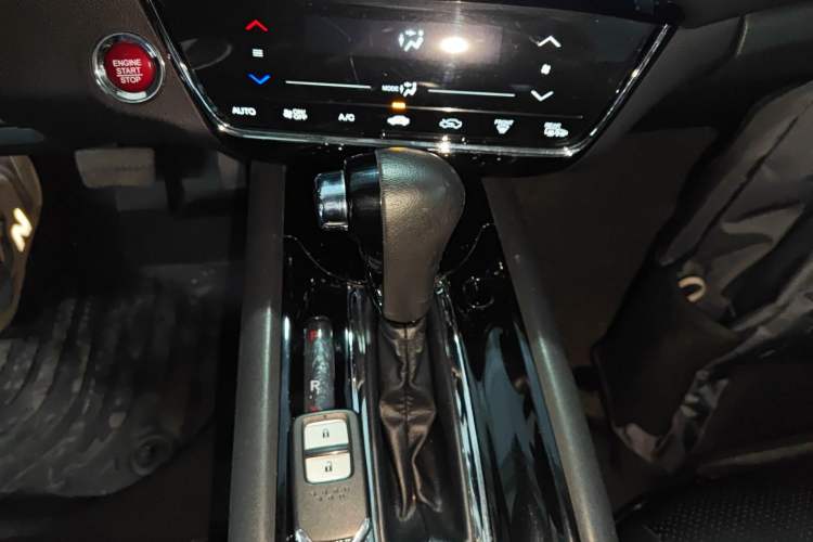 Used Honda Vezel 2015 1.8L CVT 2WD Luxury Model Gear Lever