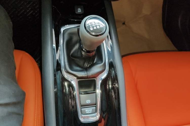 Used Honda Vezel 2015 1.8L Manual Two-Wheel Drive Elite Version Gear Lever