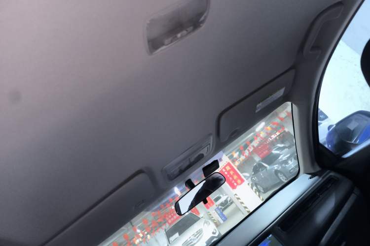 Used Honda Vezel 2015 1.5L CVT two-wheel drive Comfort trim Headliner