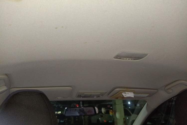 Used Honda Vezel 2015 1.5L CVT two-wheel drive Comfort trim Headliner