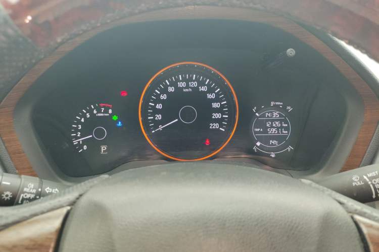 Used Honda Vezel 2015 1.5L CVT two-wheel drive Comfort trim Instrument Cluster