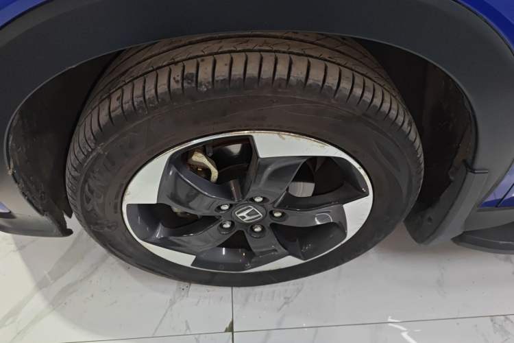 Used Honda Vezel 2015 1.8L CVT 2WD Luxury Model Left Front Wheel Hub