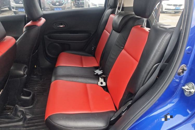Used Honda Vezel 2015 1.5L manual two-wheel drive Comfort trim level Left Rear Seat