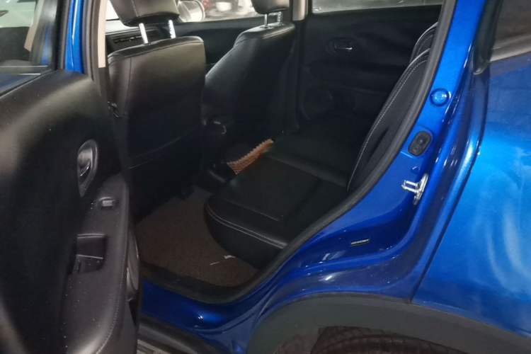 Used Honda Vezel 2015 1.5L CVT two-wheel drive Comfort trim Left Rear Seat