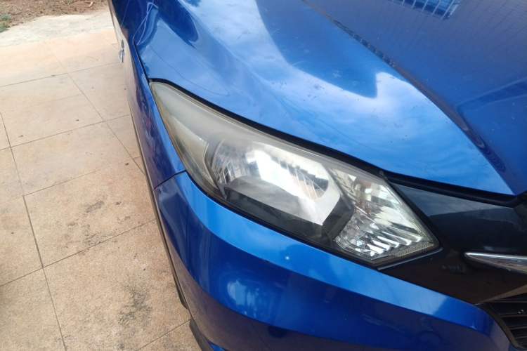 Used Honda Vezel 2015 1.5L CVT two-wheel drive Comfort trim Right Front Headlight