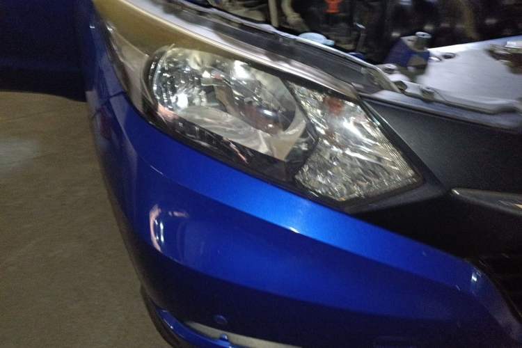 Used Honda Vezel 2015 1.5L CVT two-wheel drive Comfort trim Right Front Headlight