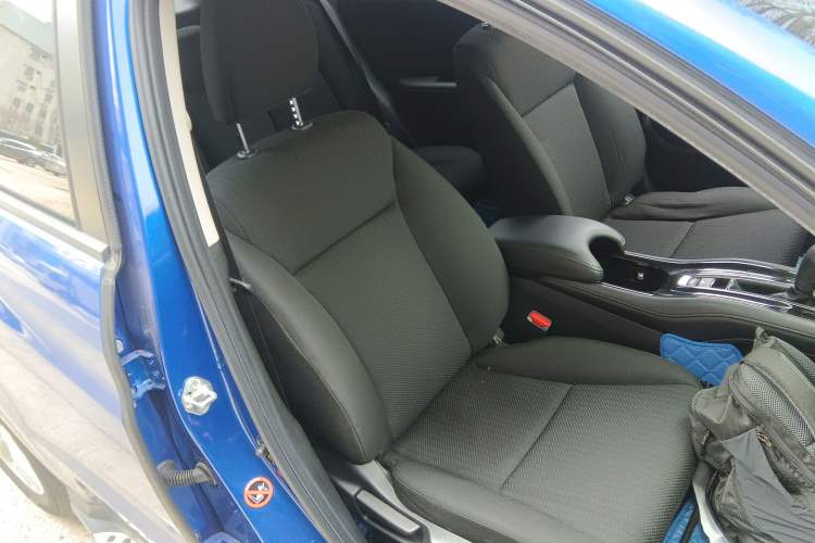 Used Honda Vezel 2015 1.5L CVT two-wheel drive Comfort trim Right Front Seat