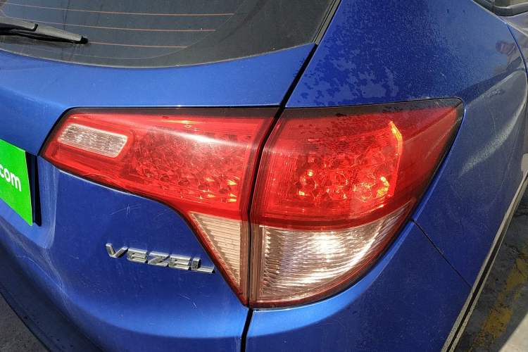 Used Honda Vezel 2015 1.5L CVT two-wheel drive Comfort trim Right Rear Taillight