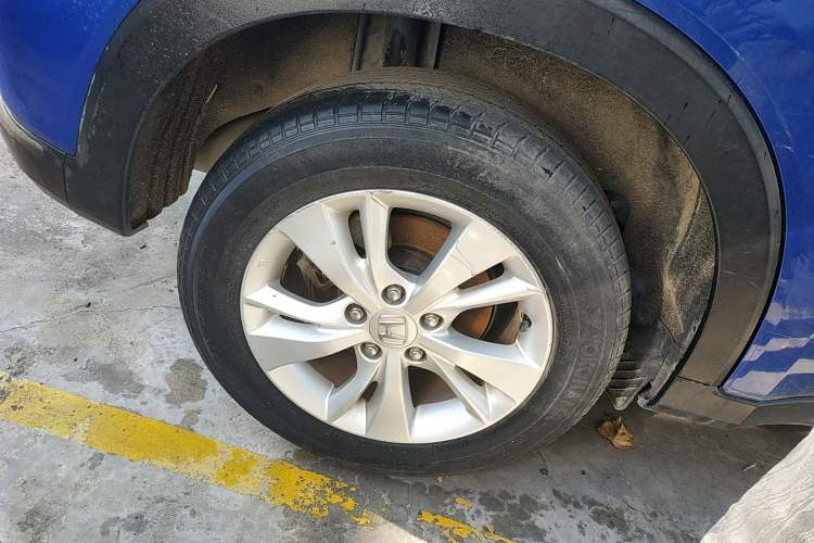 Used Honda Vezel 2015 1.5L CVT two-wheel drive Comfort trim Right Rear Wheel Hub