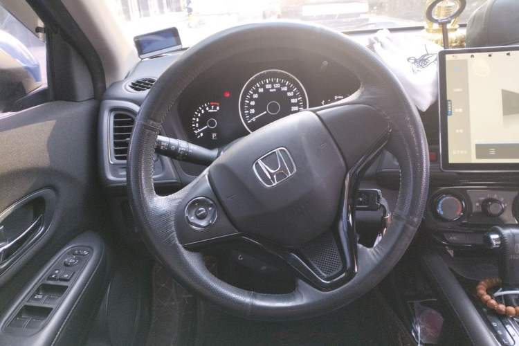 Used Honda Vezel 2015 1.5L CVT two-wheel drive Comfort trim Steering Wheel