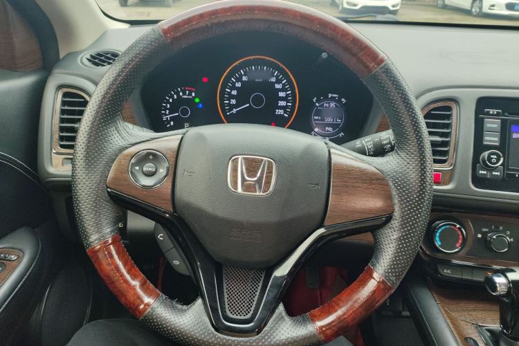 Used Honda Vezel 2015 1.5L CVT two-wheel drive Comfort trim Steering Wheel