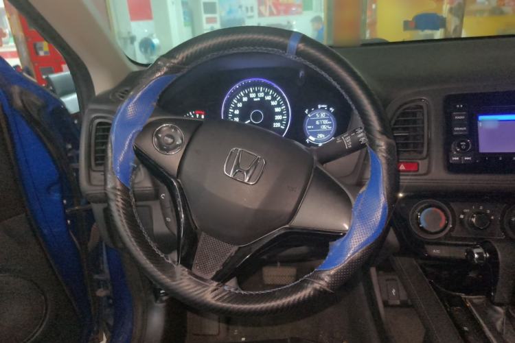 Used Honda Vezel 2015 1.5L CVT two-wheel drive Comfort trim Steering Wheel