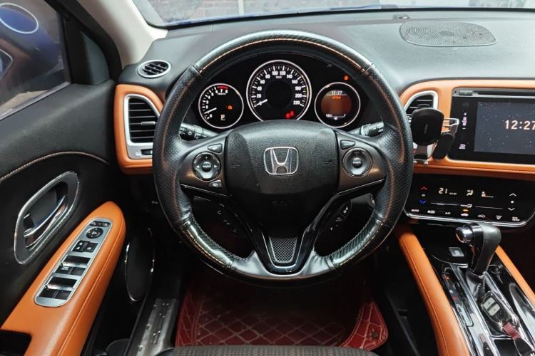 Used Honda Vezel 2015 1.8L CVT 2WD Luxury Model Steering Wheel