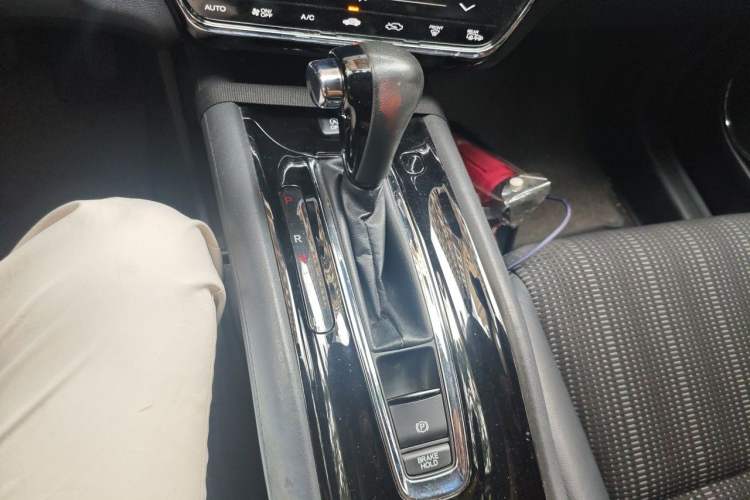 Used Honda Vezel 2015 1.8L CVT 2WD Luxury Model Gear Lever